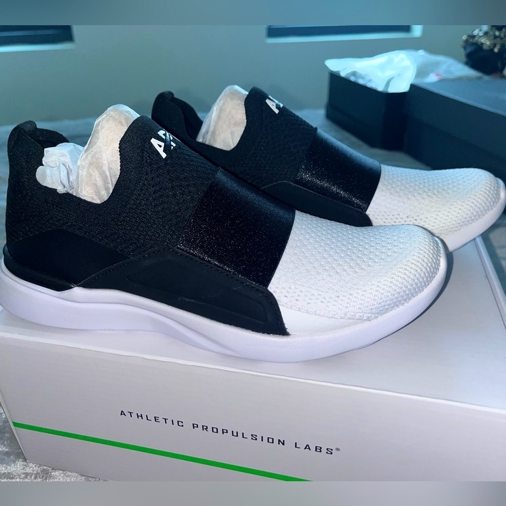 APL Techloom Bliss sneakers